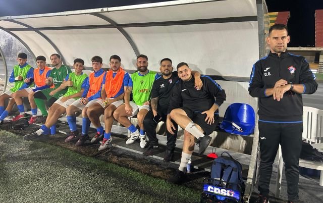 Banquillo Local 31 10 25