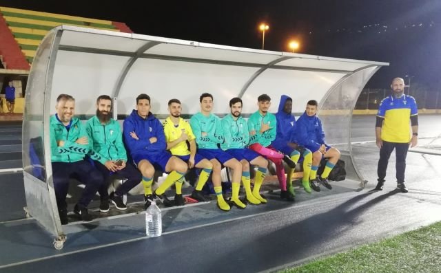 Banquillo visitante 2 11 22