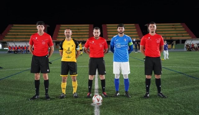 Capitanes y trió arbitral 6 2 26