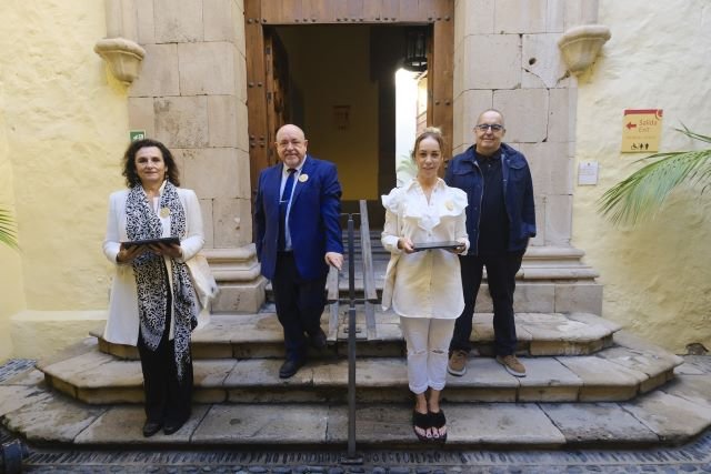 De ozq a dcha Elena Acosta Mikel Asencio Guacimara Medina y José Martín