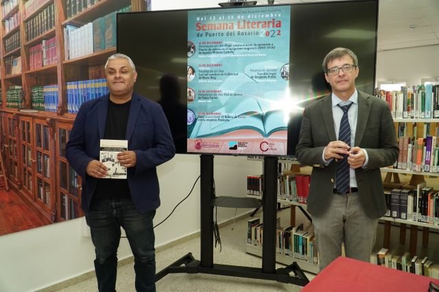 FOTO PRESENTACIÓN SEMANA LITERARIA 2022 PTOJPG