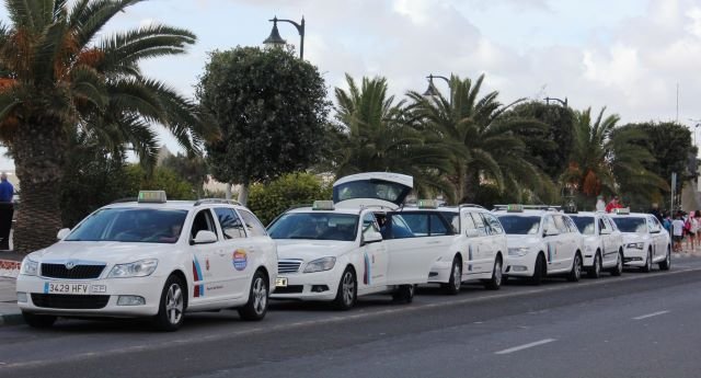 PARADA DE TAXIS AVENIDA 1