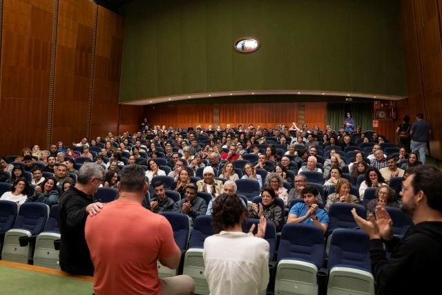 Proyección La Lucha 03