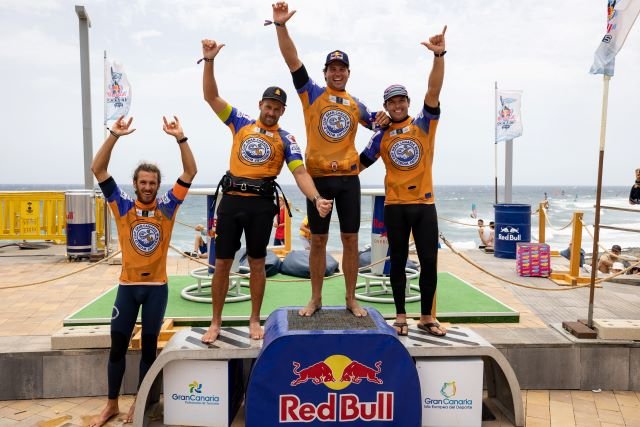 Pódium división masculina