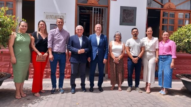 VISITA A LA ALDEA 1