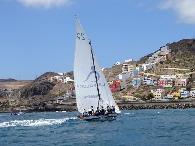 vela latina 1