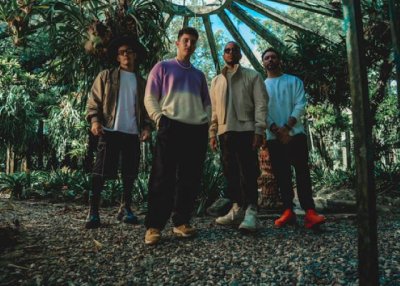 M&uacute;sica: El grupo ILEGALES comprometidos con la salud mental "Coincidencia" (V&iacute;deo)