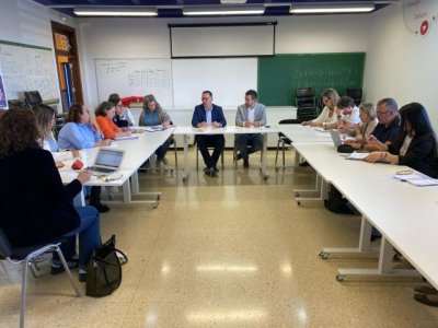 Poli Suárez reafirma su apoyo a las familias de alumnado NEAE con un balance de compromisos cumplidos