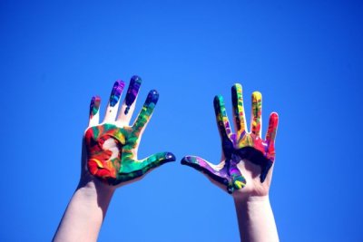 El Gobierno subvenciona 12 proyectos dirigidos a impulsar la diversidad y combatir la LGTBIfobia