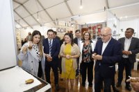 La Feria de Artesan&iacute;a de Canarias abre sus puertas con 140 puestos de 53 oficios y con la mujer como protagonista