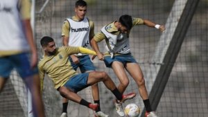 UD Las Palmas abrir&aacute; expediente a varios jugadores por una salida nocturna