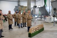 Artenara: Visita al Proyecto de la Instalación de Pellets y maquinaria forestal