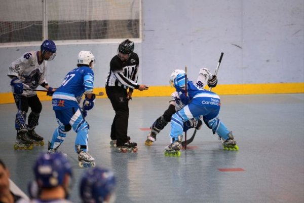 El Arona Tenerife Guaches estrena su nueva casa con un empate ante Rub&iacute; Cent Patins
