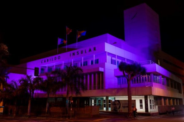 El Consejo de Gobierno Insular acuerda crear la Comisión Interdepartamental para la Igualdad entre Hombres y Mujeres