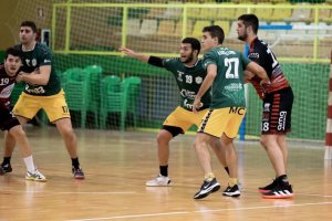 Balonmano: El Km13 Gáldar sufre una severa derrota ante Luceros (39-29)