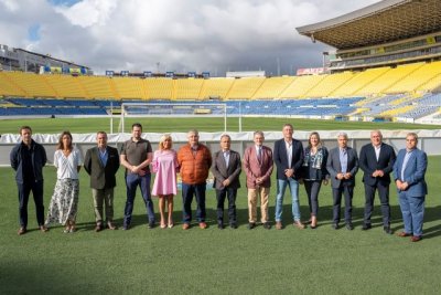 El Estadio de Gran Canaria recibe la visita de la Comisi&oacute;n de Evaluaci&oacute;n de Sedes para la Copa del Mundo 2030