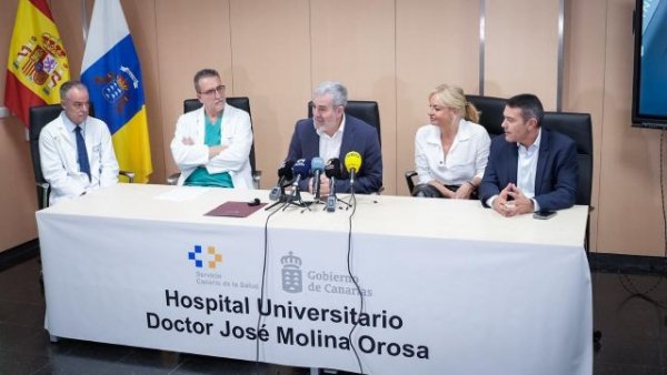 Canarias avanza en la innovación sanitaria con la incorporación de la cirugía robótica al Hospital Molina Orosa