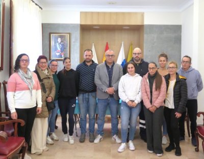 El Ayuntamiento de Gu&iacute;a contrata a 30 personas desempleadas del municipio con el Programa de Empleo Social para el periodo 2025-2026