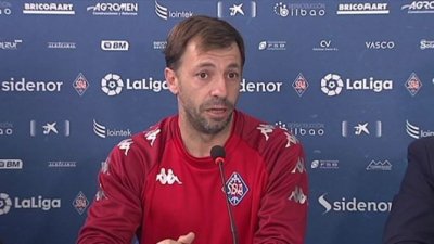 Mujika (Amorebieta) se expone a una dura sanci&oacute;n: "Nos han robado un gol"