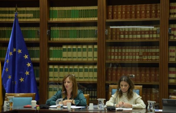 La Consejería de Presidencia adquiere dos aparatos radiológicos para acelerar las pruebas óseas a migrantes