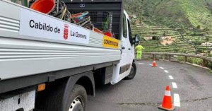La Gomera: El Cabildo ejecuta un centenar de actuaciones de conservaci&oacute;n en las v&iacute;as insulares