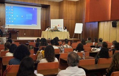 Esther Monz&oacute;n destaca el papel de los terapeutas ocupacionales dentro del sistema sanitario p&uacute;blico