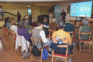 Gáldar: La definición del modelo de Consejos de Barrio avanza con una jornada de participación ciudadana en el Casino