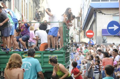 Gu&iacute;a: Abierto el plazo para solicitar los camiones para la Carrera de Cintas y la Batalla de Flores