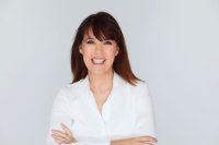 Mabel Lozano presenta Ava, una novela que desnuda la trata en la era digital
