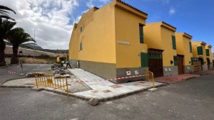 G&aacute;ldar: Arrancan las obras de cambio de pavimento de las aceras en la Urbanizaci&oacute;n de Taya