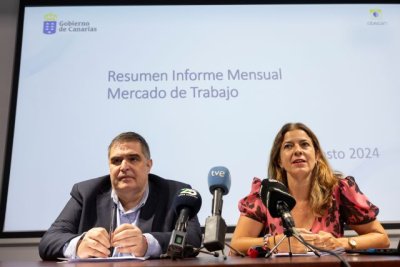 Canarias cierra agosto con casi diez mil personas desempleadas menos que hace un a&ntilde;o
