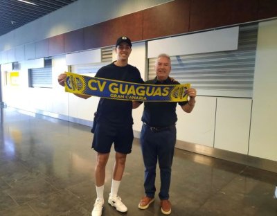 Voleibol: &Aacute;ngel Trinidad, primer fichaje del CV Guaguas, ya est&aacute; en la isla