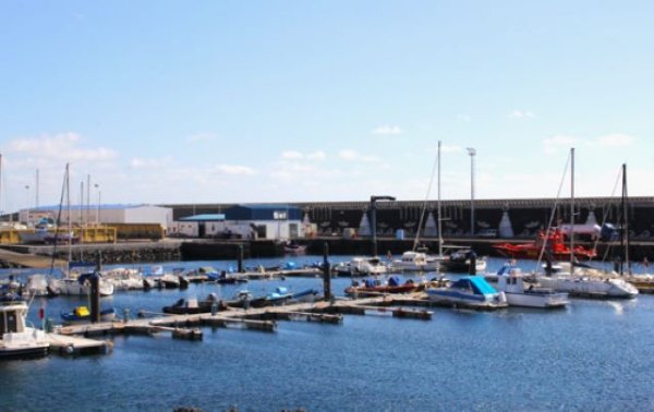 El Gobierno de Canarias concede subvenciones a las Cofradías de Pescadores por valor de un millón de euros