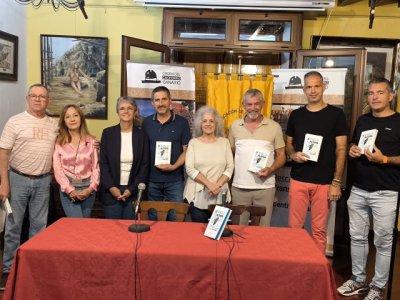 La antolog&iacute;a &ldquo;El Vuelo De La Alpispa&rdquo;, levant&oacute; el vuelo en Gran Canaria