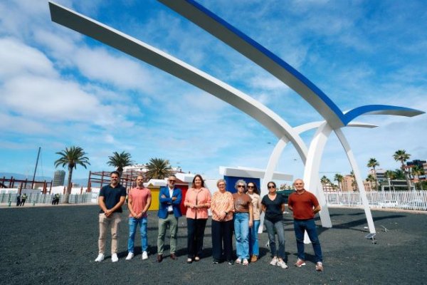 El Puerto de Las Palmas recupera la memoria del Muelle Pesquero con el nuevo Monumento de La Gaviota