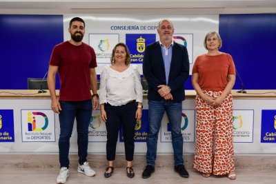 El I Acuathl&oacute;n DiabeteSwim&amp;Run cuenta con la participaci&oacute;n de 150 deportistas