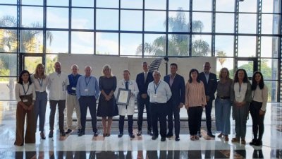 El Hospital Dr. Negr&iacute;n recibe la certificaci&oacute;n de huella de carbono por parte de AENOR