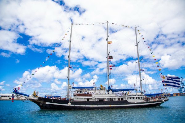 El Velero Escuela &quot;Capitán Miranda&quot; de la Armada de Uruguay, recala en Gran Canaria durante su XXXV Viaje de Instrucción