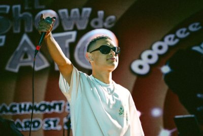 M&uacute;sica: Sebasti&aacute;n Medina "Sbm" presenta su gira "Bailando Bajo El Sol Tour 2023" (V&iacute;deo)