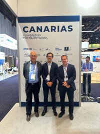 El Puerto de Las Palmas se presenta en la WindEurope como nodo clave para la cadena logística y operativa de la eólica marina en el Atlántico Medio