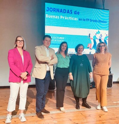 M&aacute;s de un centenar de docentes se re&uacute;nen para abordar la situaci&oacute;n de la FP de Grado B&aacute;sico