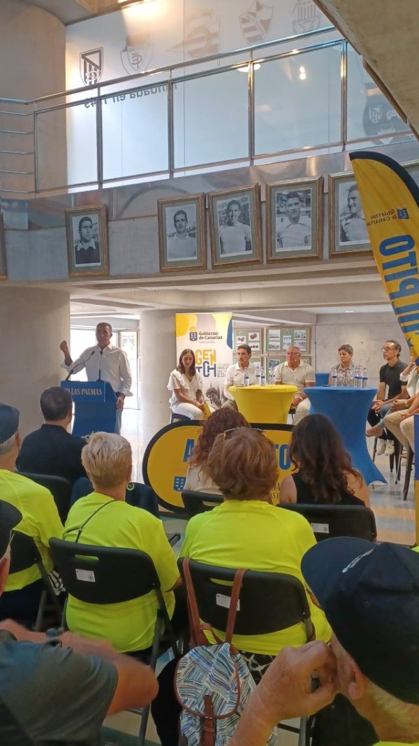 El programa Gen Match re&uacute;ne a distintas generaciones en torno a los valores del f&uacute;tbol junto a la UD Las Palmas