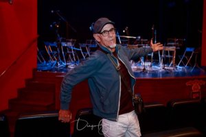 El VI Encuentro de Creadores Guienses estar&aacute; dedicado ma&ntilde;ana martes a Francisco Castellano Jim&eacute;nez, cofundador de la Escuela de Actores de Canarias y director de escena