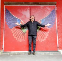 'Alas para la poes&iacute;a', un mural para inspirar la creaci&oacute;n art&iacute;stica de la mano de Augusto Vives en la Casa-Museo Tom&aacute;s Morales en Moya