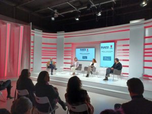Santana: “Los derechos sociales son derechos fundamentales como la educación y la sanidad”
