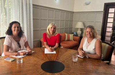 Esther Monz&oacute;n se re&uacute;ne con el Colegio Oficial de Psicolog&iacute;a de Santa Cruz de Tenerife