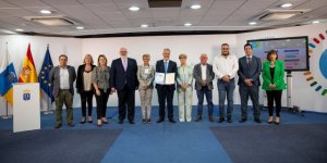 El Gobierno firma con patronales y sindicatos la Estrategia Canaria de Formación Profesional Dual