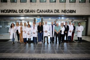 El Dr. Negrín incorpora un innovador tratamiento no invasivo para eliminar de forma inmediata el temblor esencial