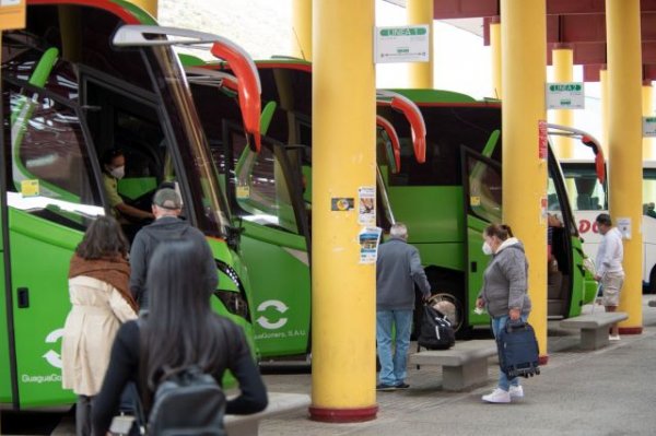 GuaguaGomera avanza en la implementación de medidas para mejorar la accesibilidad en el transporte