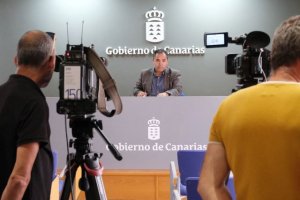 El paro baja de 180.000 personas en Canarias